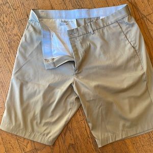 Nike Golf Standard Fit Khaki Shorts